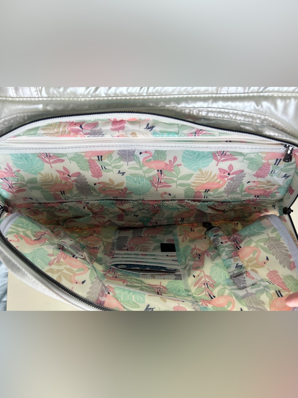 LUG STEAMBOAT SE DUFFLE METALLIC DIAMOND NWT - Picture 4 of 11